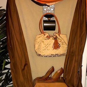 Beautiful Michael Kors purse and work shoes!!
